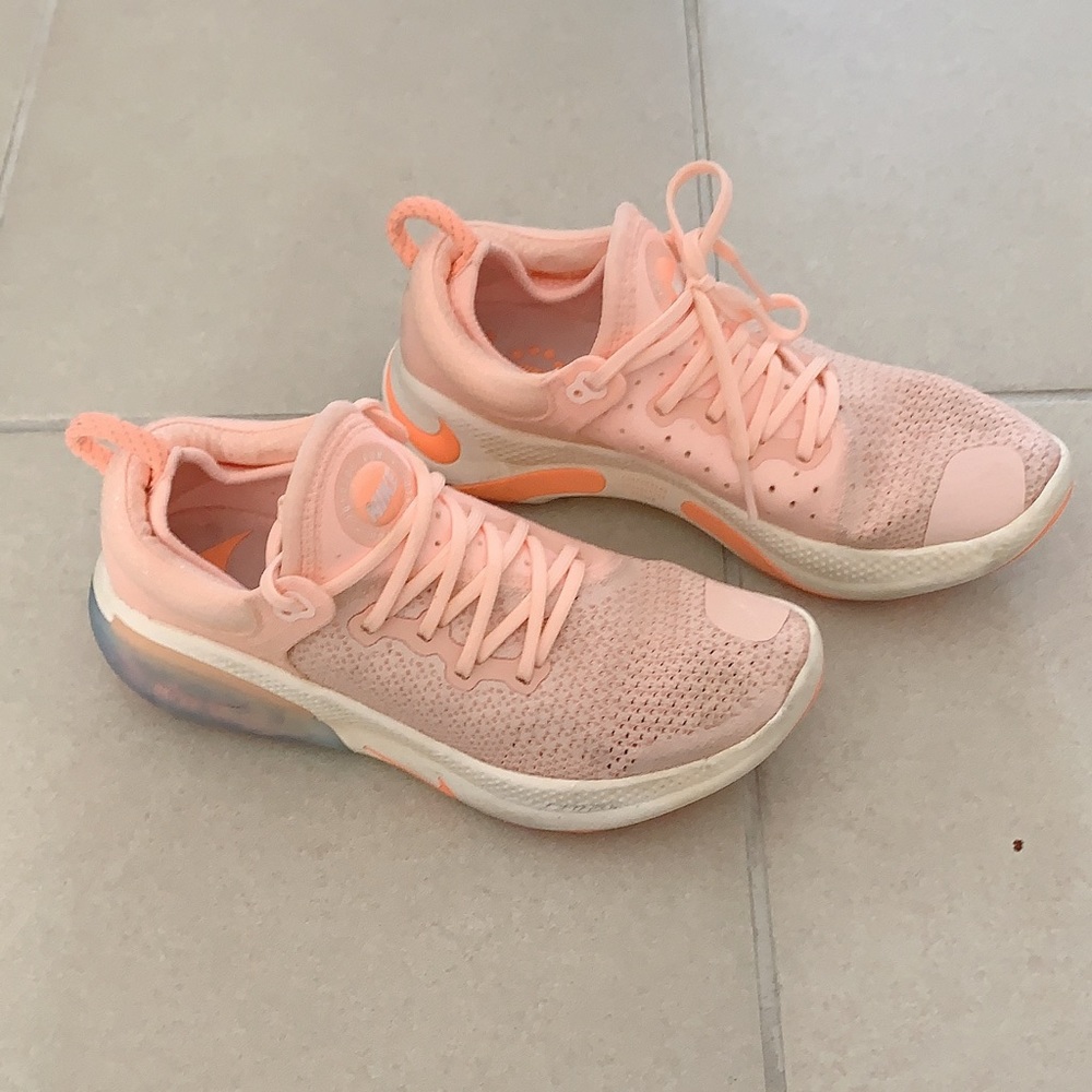 Nike sneakers like new 6.5